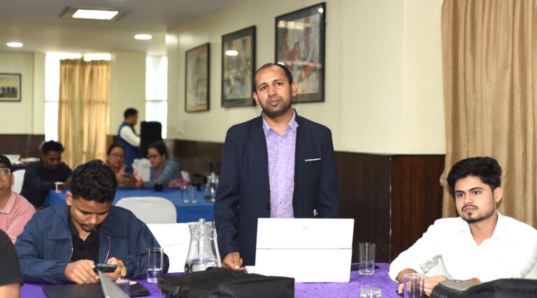 Participants sharing his opinion
