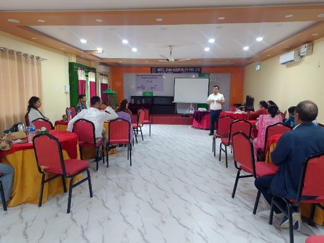 Trainer Facilitating the session